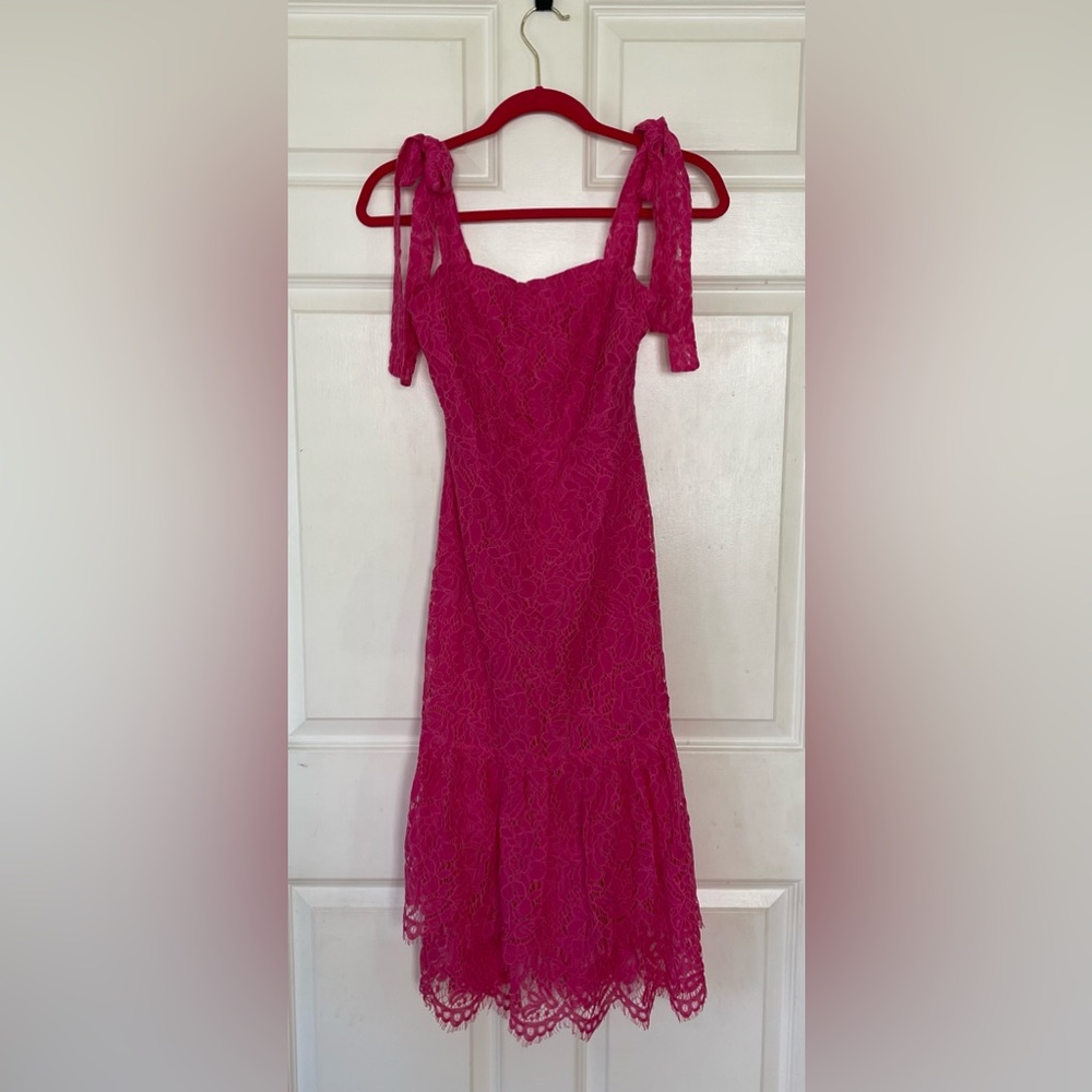 VICI Miami High Tea Lace Midi Dress